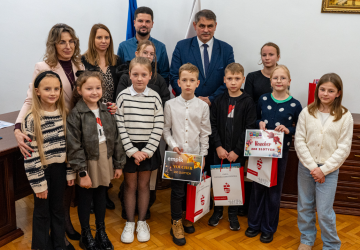 Sukces naszych uczennic w Gminnym Konkursie Plastycznym